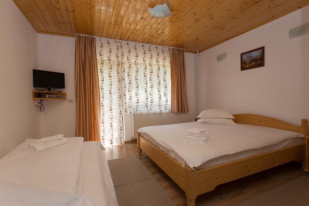 Cabana Ama Hotell Tău Bistra Exteriör bild