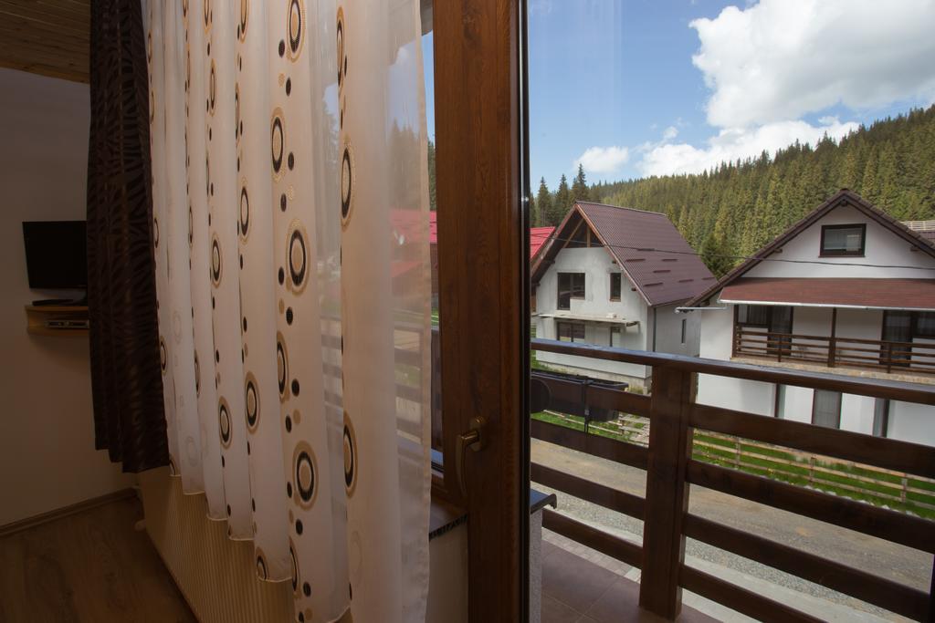 Cabana Ama Hotell Tău Bistra Exteriör bild